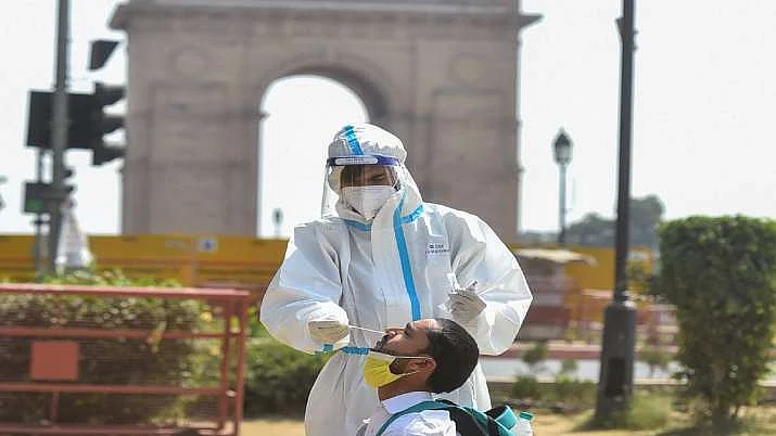 India's COVID-19 cases on rise, country records 2,927 fresh infections, 32 deaths in a day
