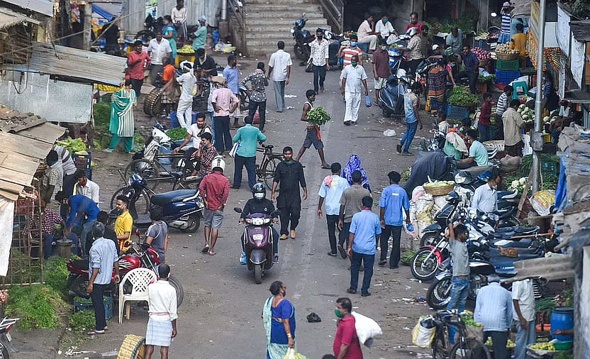 Mumbai: Latest Updates - Fire breaks out at building at Mumbai's Mahalaxmi