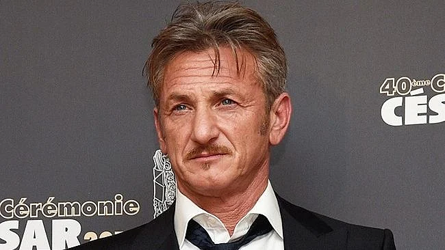 Sean Penn threatens to destroy his Oscars if Academy doesn't invite Ukrainian President Volodymyr...