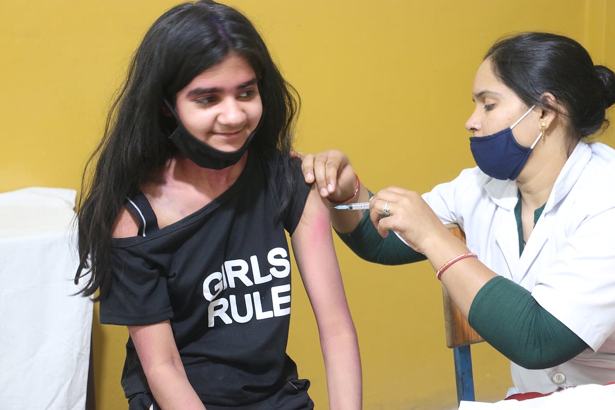 Indore: Slow pace of kids' vaccination; Not even 50% of the children inoculated with the first dose - Vimarsana News