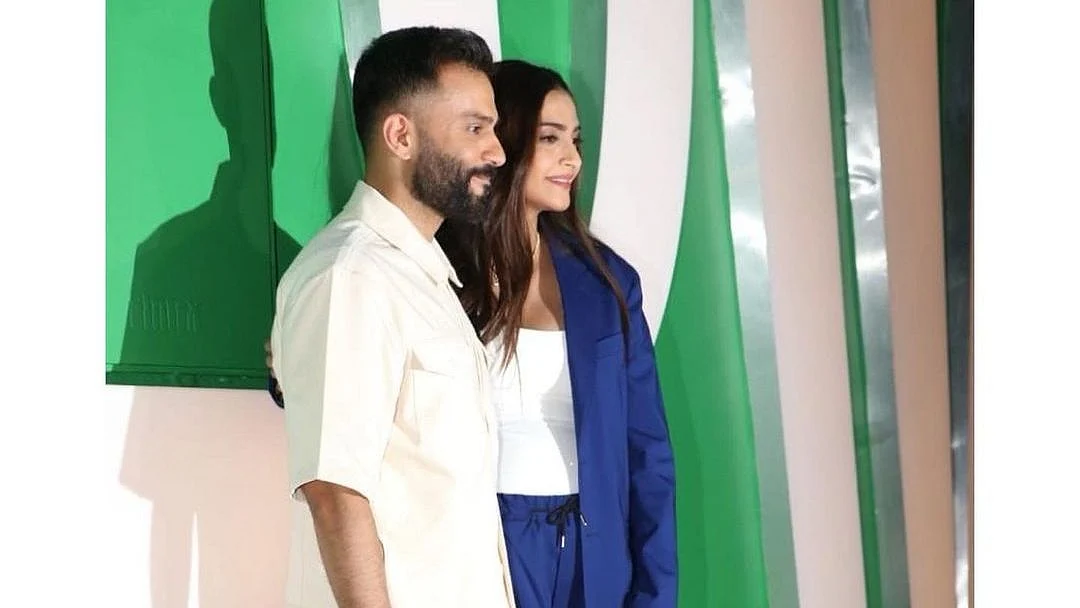 Sonam Kapoor's husband Anand Ahuja replies to a netizen who schooled them for not wearing masks -...