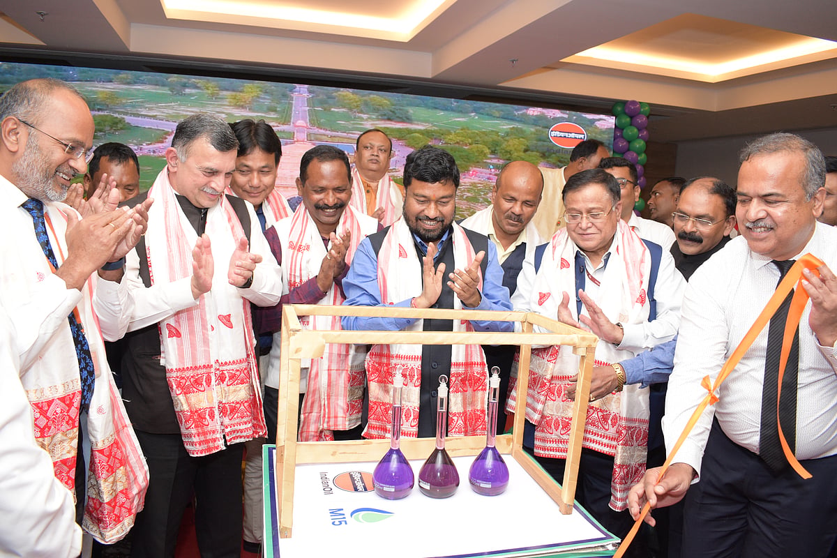 State minister rolls out Indian Oil's M15 petrol in Assam - Vimarsana News