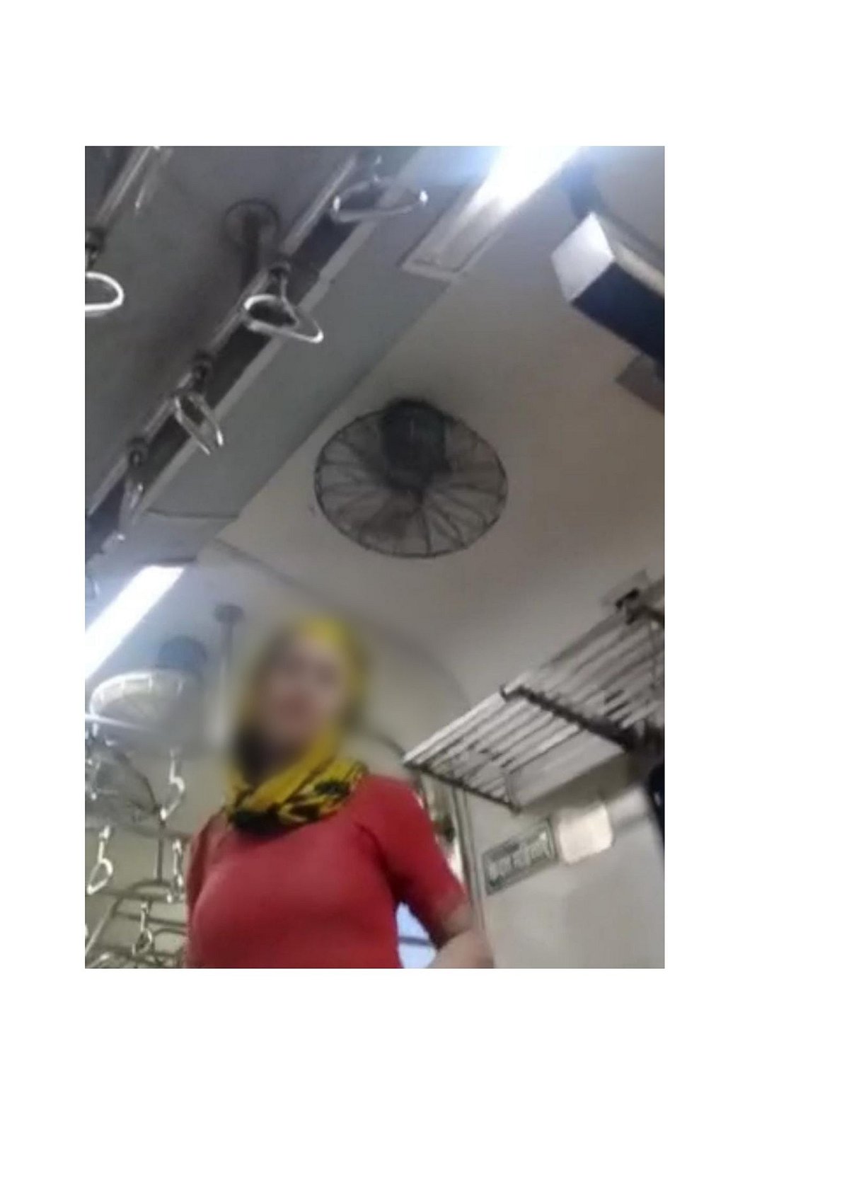 Mumbai: Women commuter looted in moving train at gunpoint, accused arrested by GRP - Vimarsana News