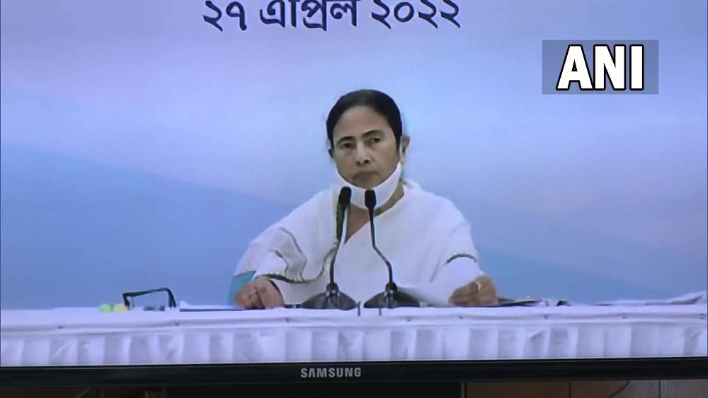 BJP and CPI(M) are both trying to defame West Bengal: CM Mamata Banerjee, says 'will not let state become Hathras or Unnao' - Vimarsana News