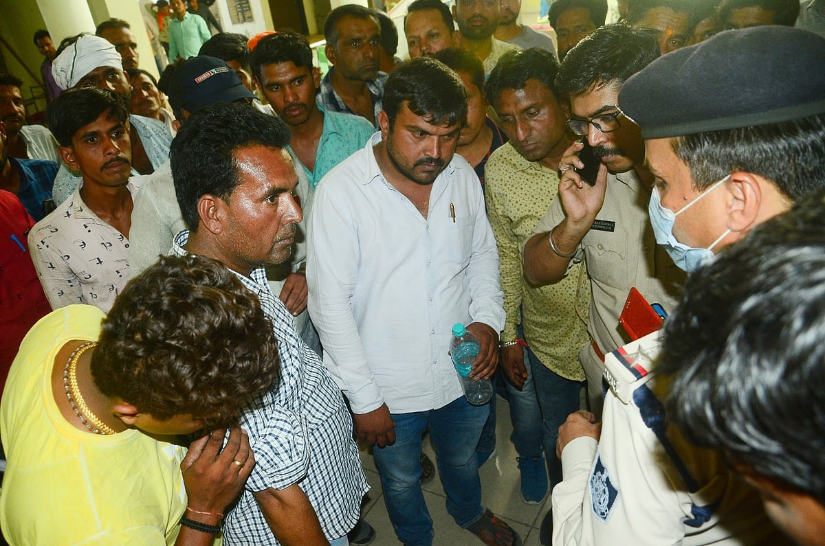Ujjain: Close shave for farmer as guard shoots at him - Vimarsana News