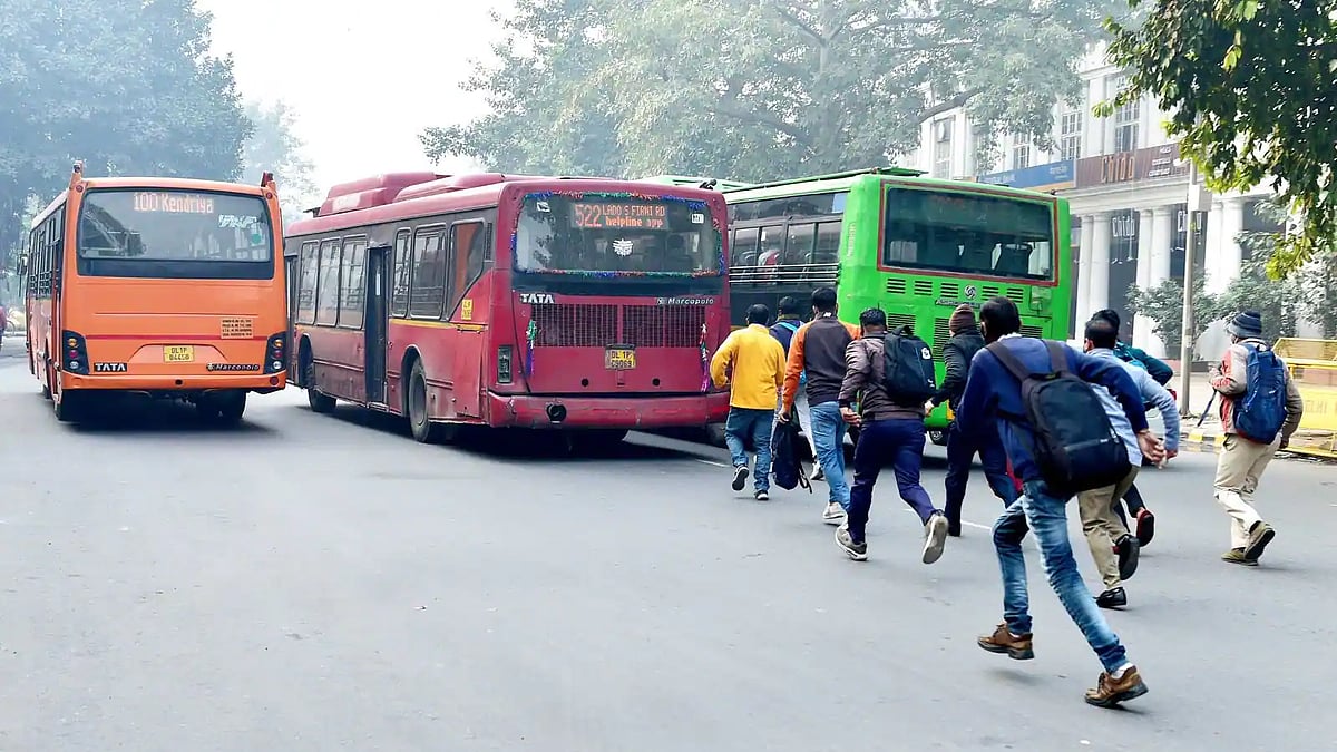 Delhi High Court issues notice on plea against DTC's decision to discontinue bus services to private schools - Vimarsana News