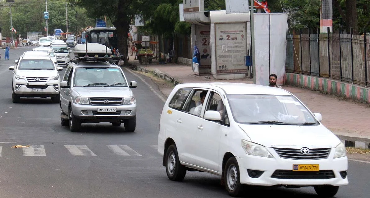 The police have conducted motorcade rehearsal several times on the designated routes.