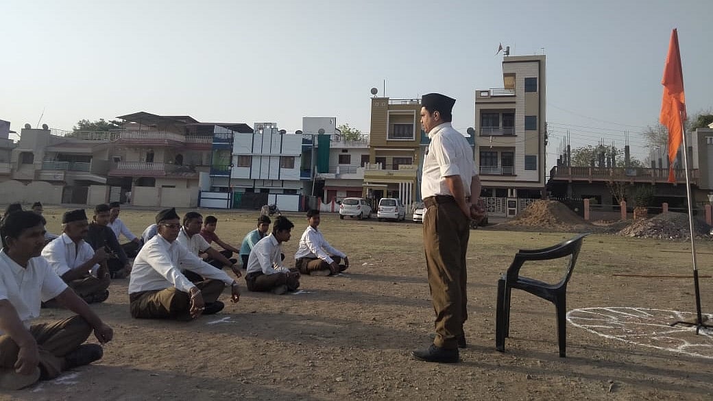 Mhow News Row: RSS celebrates The Hindu New Year Pratipada fest; Fire breaks out in factory garbage dump - Vimarsana News