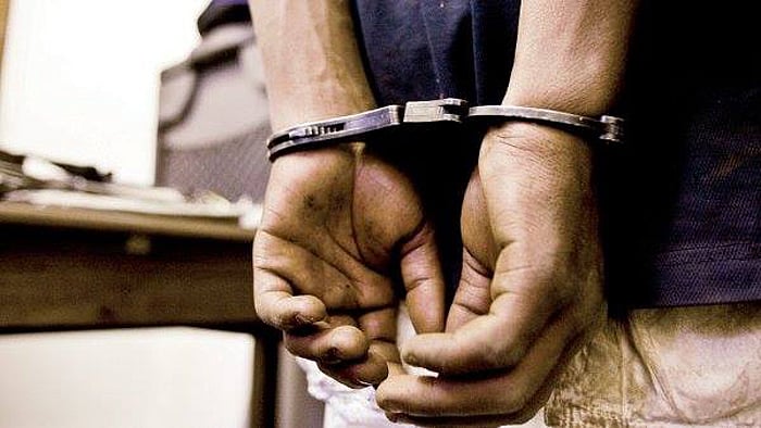 Mumbai: Man thrashes shopkeeper after he denies paying extortion, held - Vimarsana News