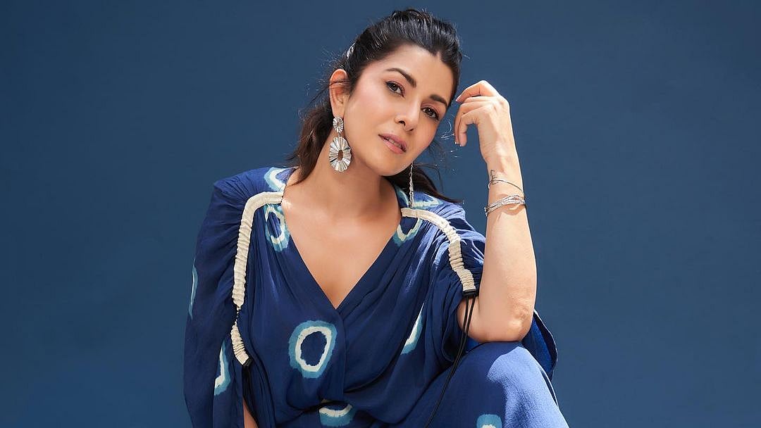 Nimrat Kaur jets off to Prague to wrap up her Hollywood project 'Foundation' Season 2 - Vimarsana News