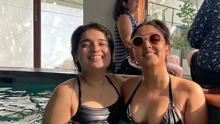 Photos: Aamir Khan's daughter Ira stuns in black bikini, gives a glimpse of her pool day with...