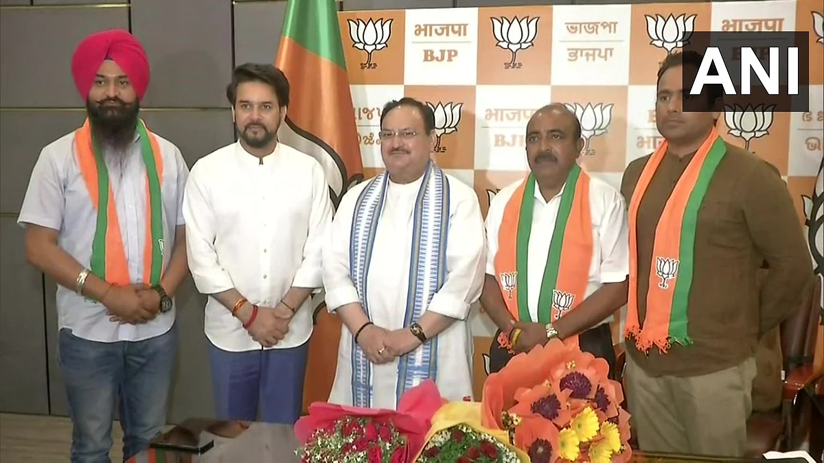 Big jolt to AAP in Himachal as state president Anup Kesari joins BJP, accuses Kejriwal of...