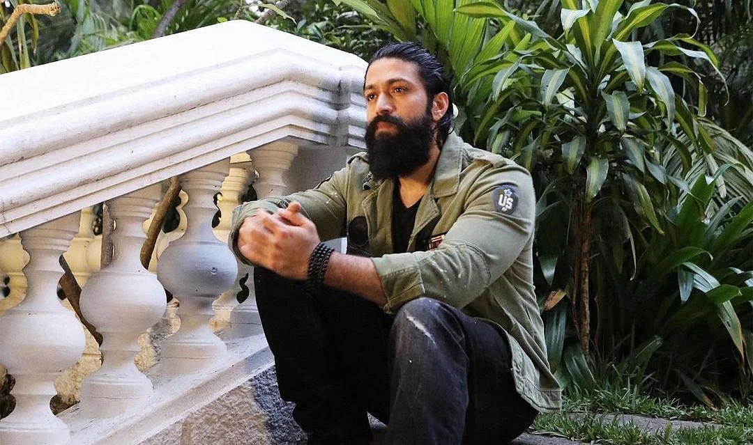 'KGF 2' creates history, breaks record of 'Avengers: Endgame', 'Baahubali 2' with advance ticket...
