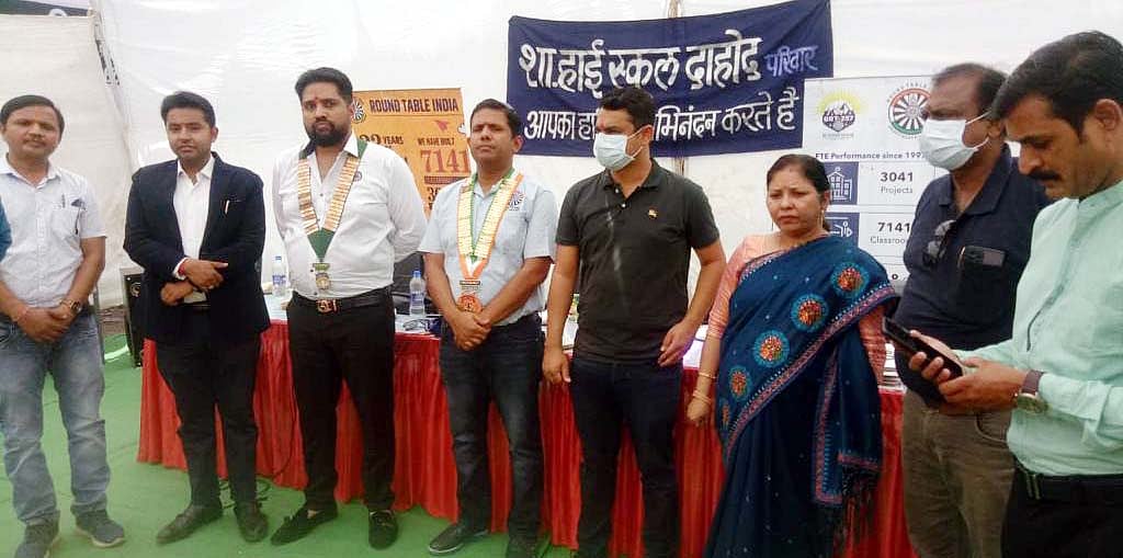 Bhopal Round Table donates new building with 3 classrooms, 2 toilets - Vimarsana News