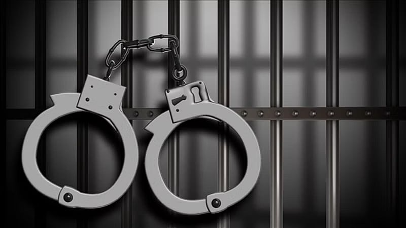 Navi Mumbai crime branch police arrest 4 from Gujarat in robbery case, Rs 1.25 cr recovered - Vimarsana News