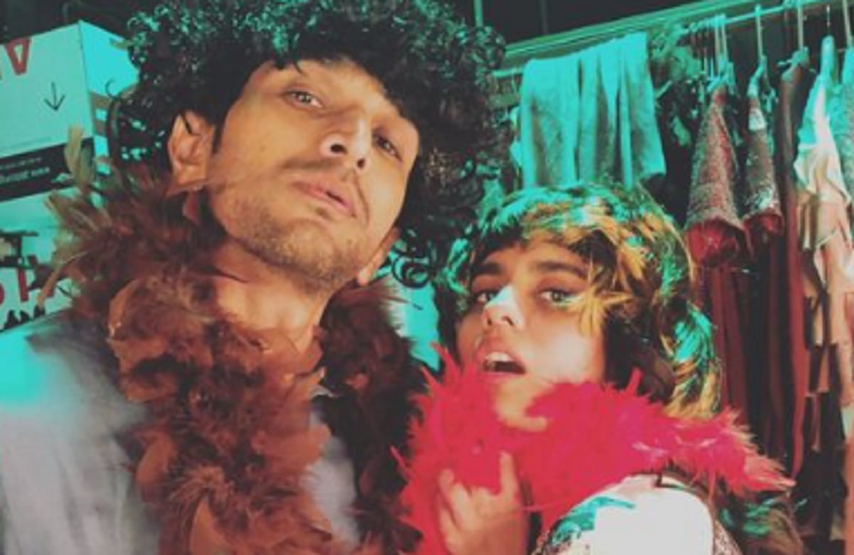 Here's how Shreya Dhanwanthary wished her 'Scam 1992' co-star Pratik Gandhi on his birthday - Vimarsana News