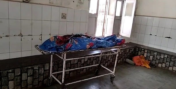 Shivpuri: Man kills father as he asks to wake up early - Vimarsana News