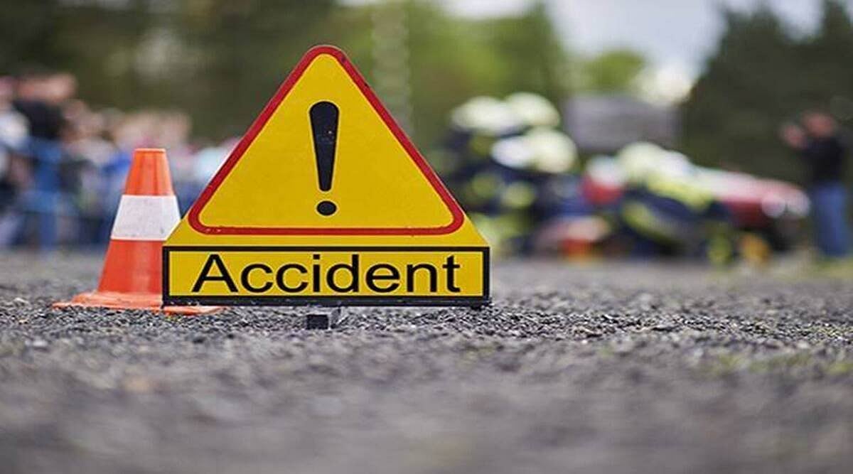4 killed in road accident on Mumbai-Pune Expressway - Vimarsana News