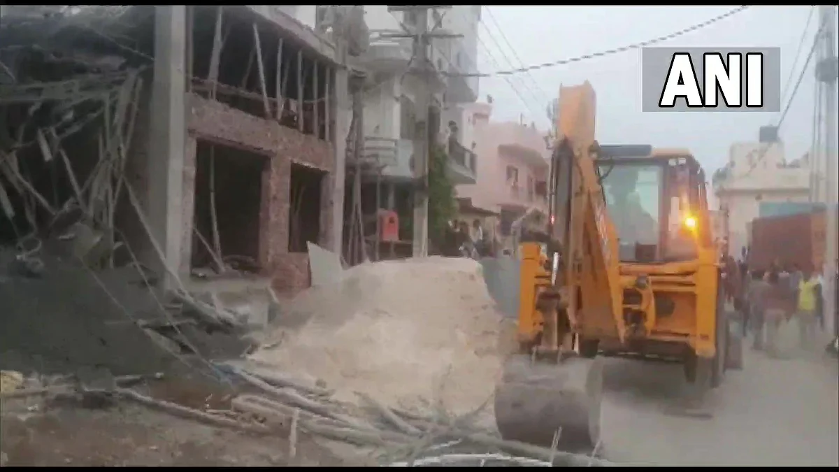 Delhi: One killed, two injured after part of under-construction building collapses in Mundka