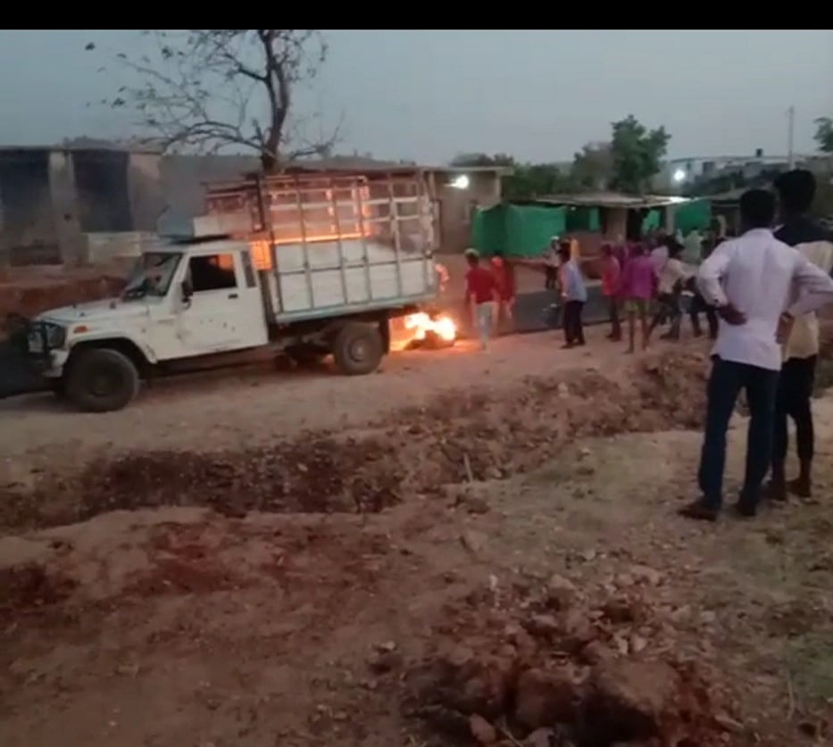 MP: Mob beats up truck driver for hitting minor; throws him into burning vehicle - Vimarsana News