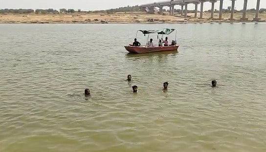 Morena: 3 minors drown in Chambal river while taking bath - Vimarsana News