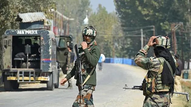 Jammu and Kashmir: Encounter breaks out at Brar area in Bandipora, two terrorists neutralized - Vimarsana News