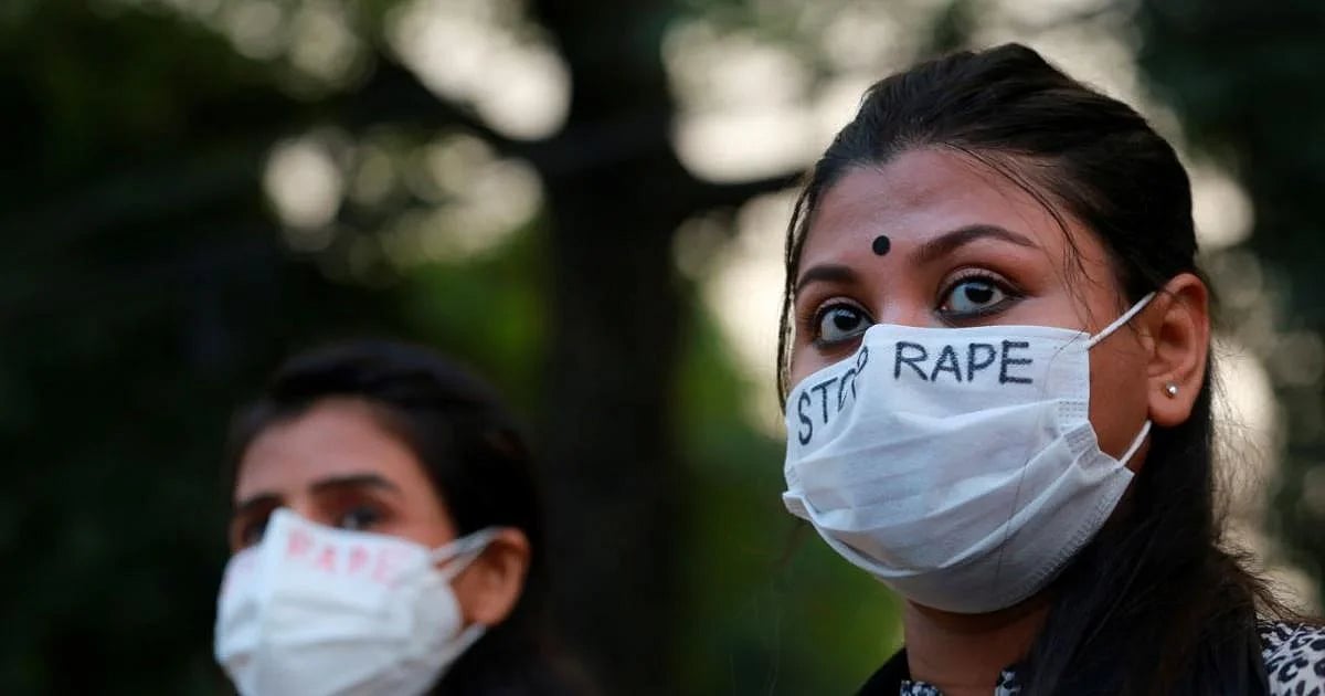 Andhra Pradesh: Pregnant woman gang-raped in front of family members on railway station - Vimarsana News