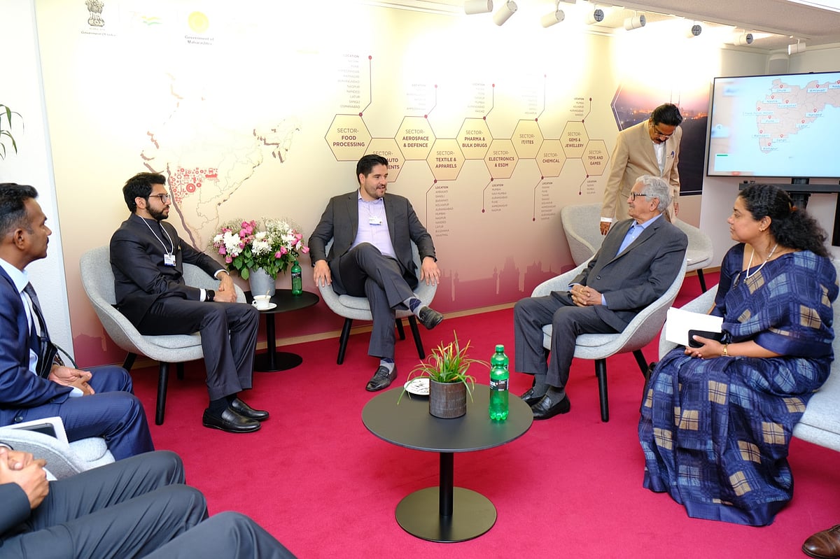 Day 2 at Davos: Maharashtra signs 22 MoUs with investments worth Rs 25,379 crore - Vimarsana News