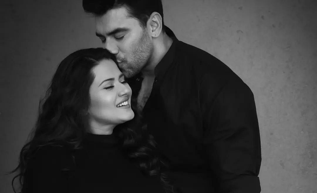 Kratika Sengar and Nikitin Dheer name their daughter 'Devika' - Vimarsana News