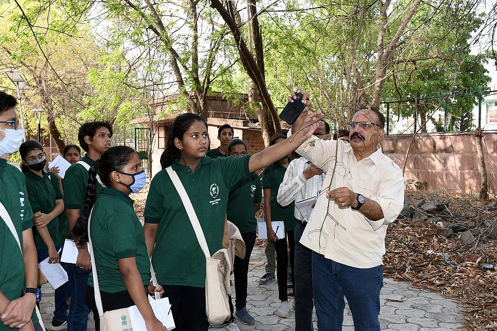 Bhopal: 'Plant saplings, conserve trees for better future' - Vimarsana News