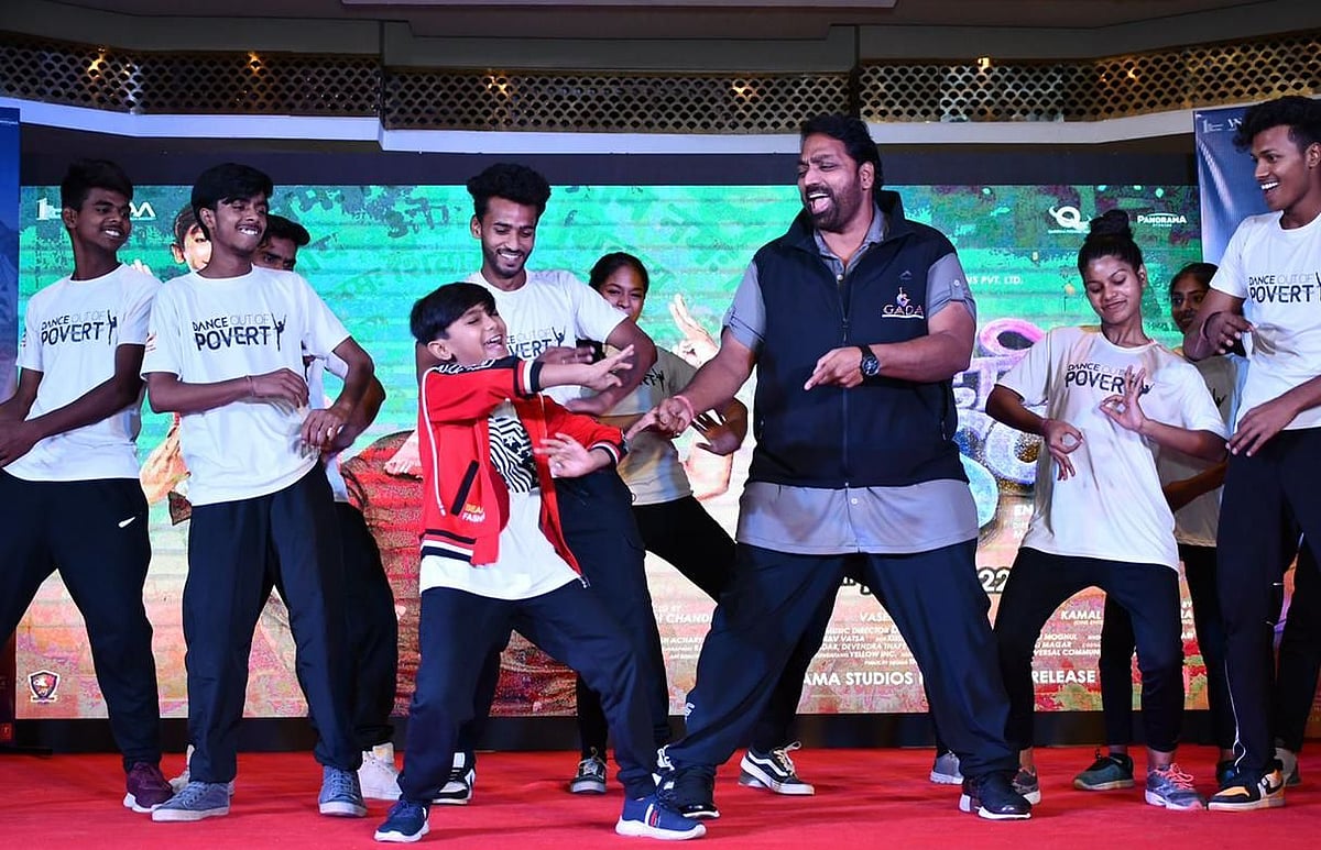 'Dance out of Poverty' brings a special surprise for Ganesh Acharya as he promotes 'Dehati Disco' in Delhi - Vimarsana News