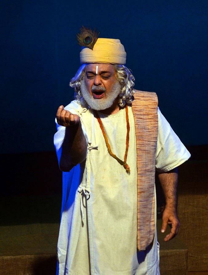 Bhopal Shekhar Sen’s sterling on Kabir performance delights theatre buffs