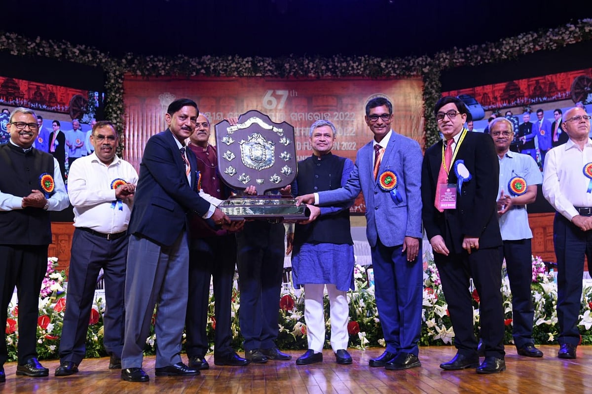 67th award function: WCR receives Pt Govind Ballabh Pant shield for overall efficiency - Vimarsana News