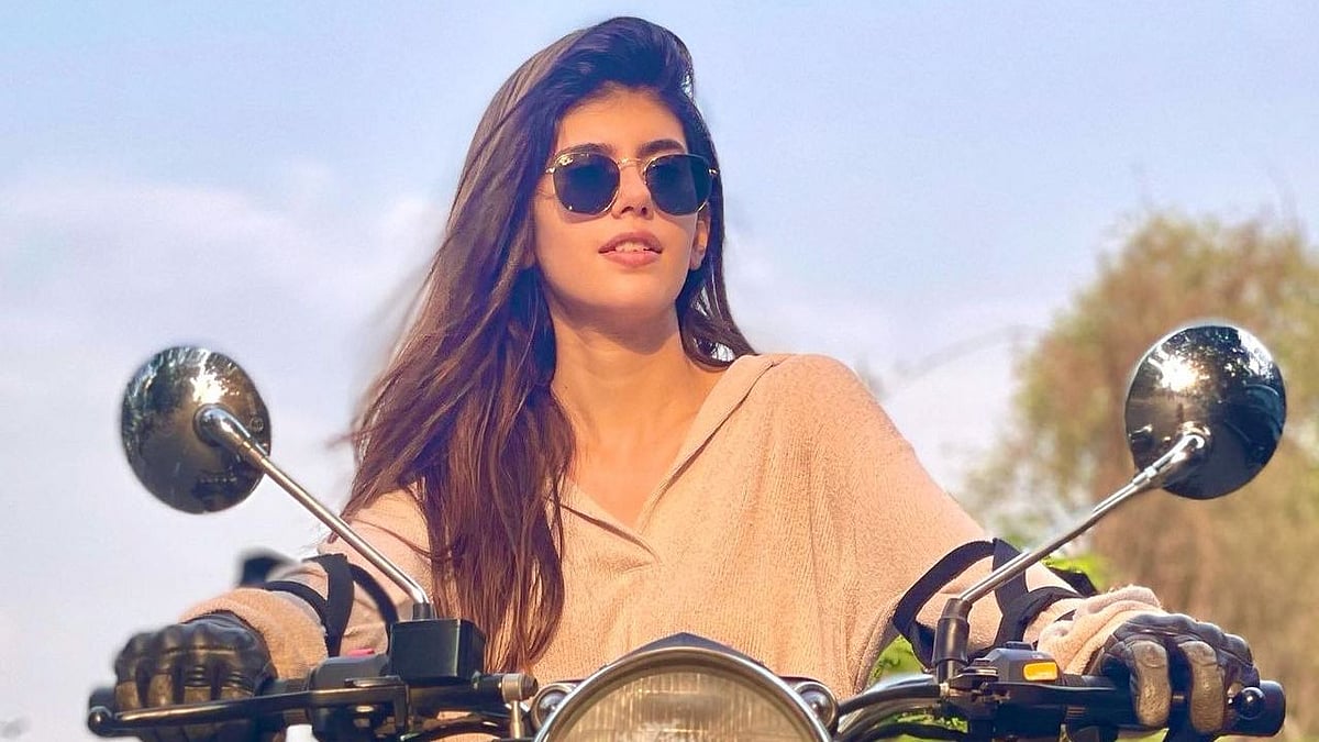 Sanjana Sanghi learns to ride a bike for her next film 'Dhak Dhak' - Vimarsana News