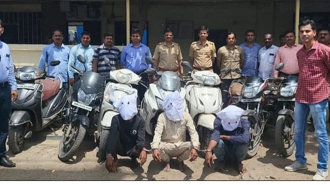 Bhiwandi: Narpoli police officials arrest three for bikes theft, 10 bikes seized - Vimarsana News