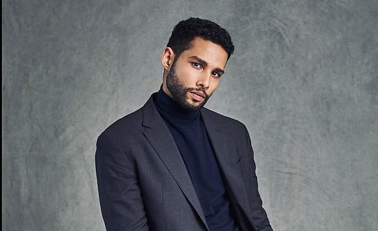 'I am not planning to dethrone Varun Dhawan,' says Siddhant Chaturvedi - Vimarsana News