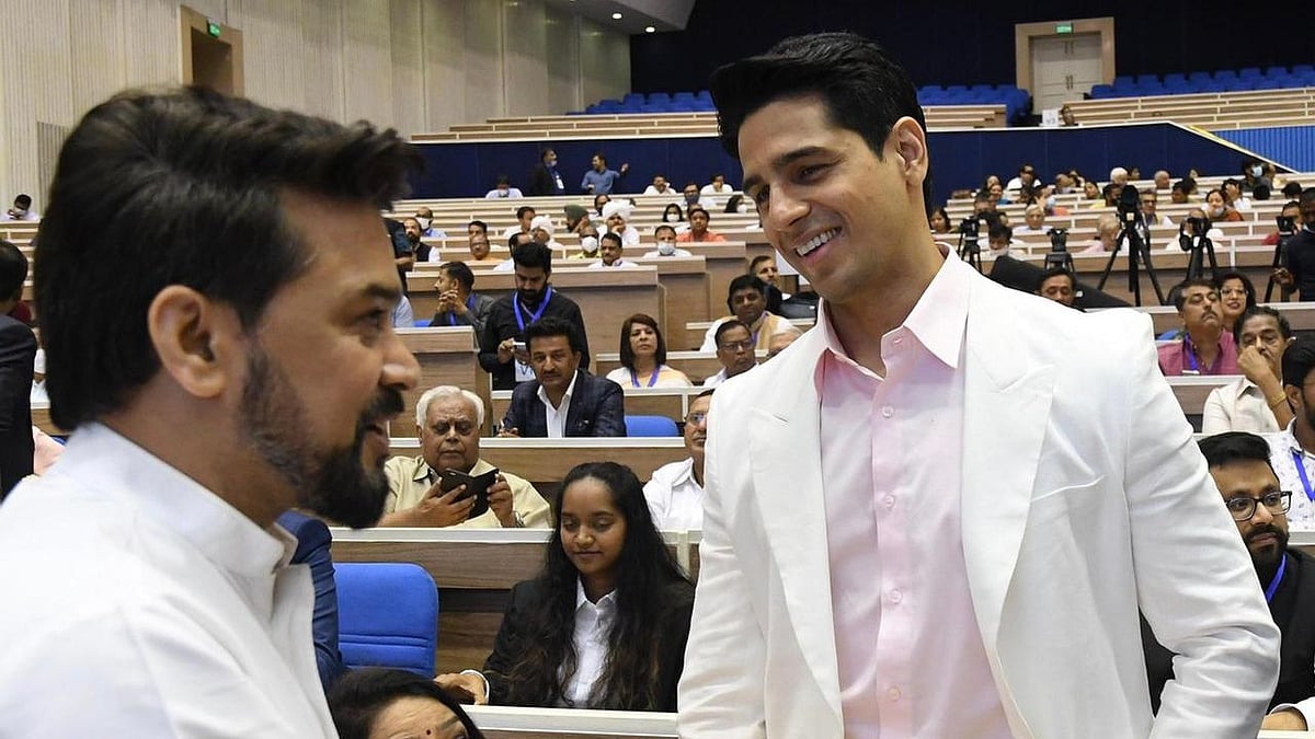 Sidharth Malhotra attends 'Modi@20' book launch; says 'Enlightened by PM Modi's inspirational journey' - Vimarsana News