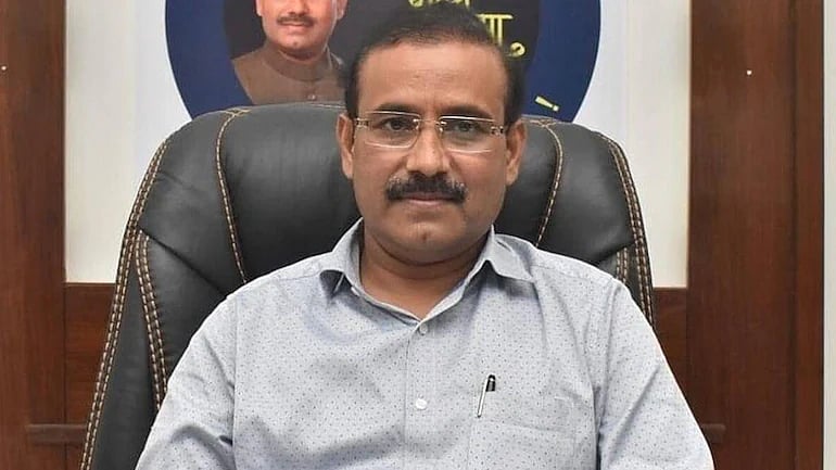Maharashtra: State Health Minister Rajesh Tope dismisses possibility of 4th wave of COVID - Vimarsana News