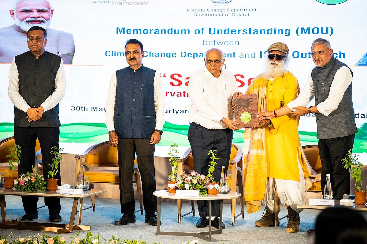 Gujarat becomes first Indian state to sign MoU with Isha Outreach to save soil - Vimarsana News