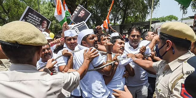 National Herald case: Congress holds nationwide protests against 'brutal crackdown' on leaders - Vimarsana News