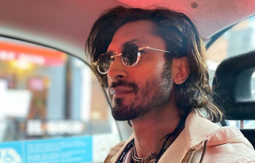 Watch: Vidyut Jammwal takes female fan for a ride in his Rs 1.90 crore car - Vimarsana News