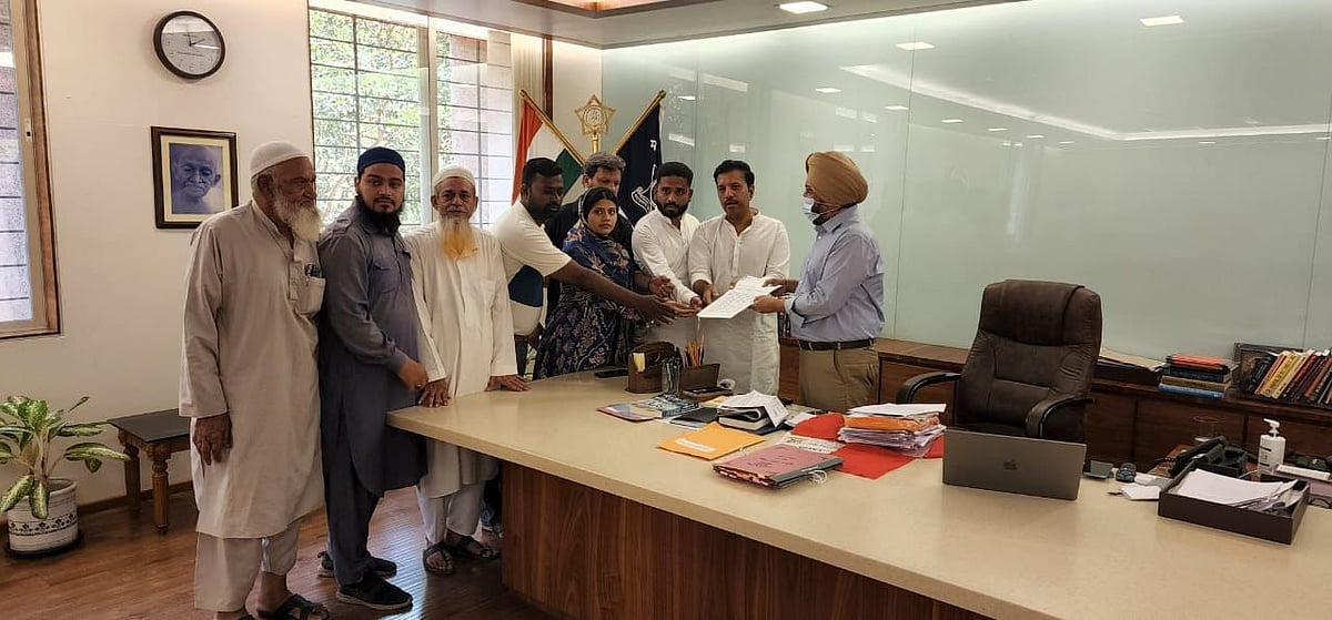 NCP party workers meet Thane police chief, demand immediate arrest of Nupur Sharma - Vimarsana News