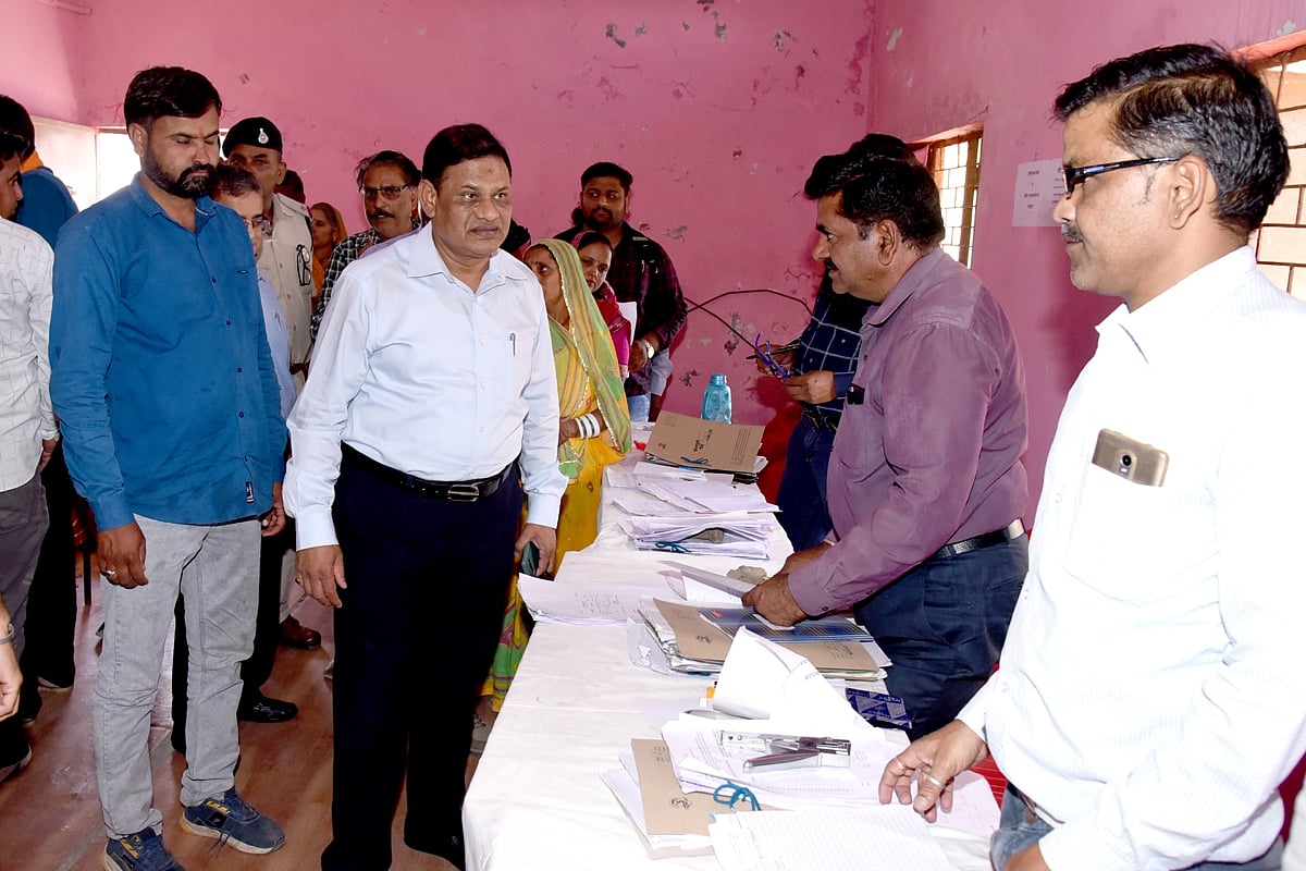 Ratlam: Poll officials' leave cancelled - Vimarsana News