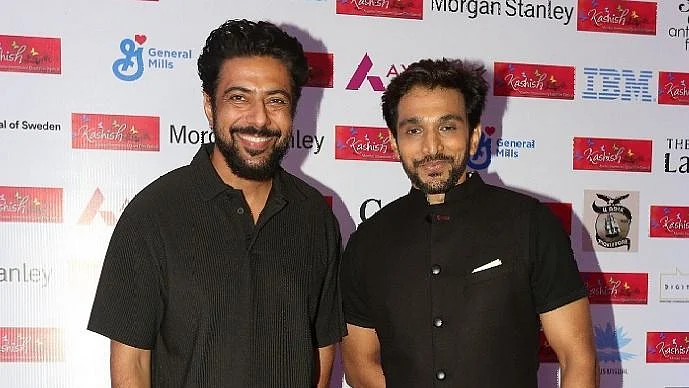 article-image