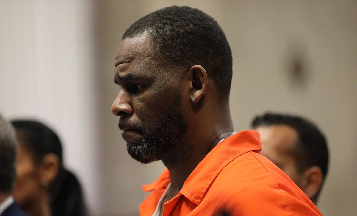 'Burn It Up' singer and 'R&B' star R Kelly gets 30 years in jail for sexually assaulting young followers - Vimarsana News