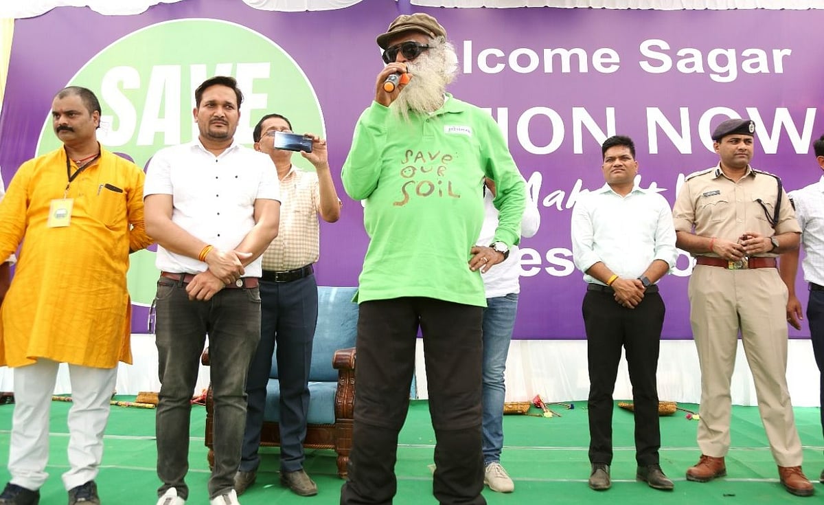 Sagar: Save soil yatra reaches Sagar, people welcome Sadhguru - Vimarsana News