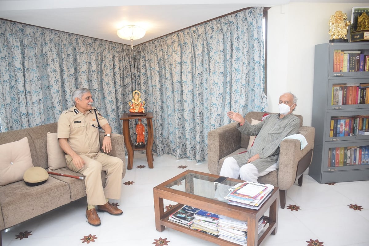 Mumbai: Outgoing top cop Sanjay Pandey pens note of thanks on his last day - Vimarsana News