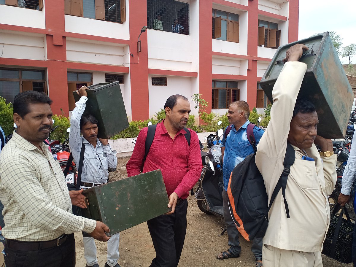 Khetia: Election parties leave for panchayat polls - Vimarsana News