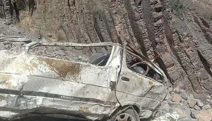 Passenger van plunges into ravine killing 22 in Balochistan - Vimarsana News