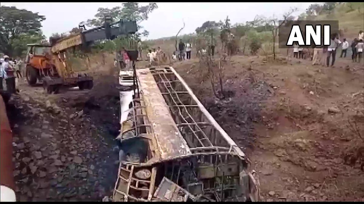 Karnataka: PM Modi expresses anguish as at least 4 die after bus catches fire in Kalaburagi - Vimarsana News